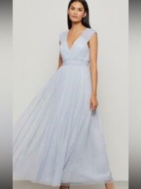 BCBGMaxAzria Pale Blue Pleated V-Neck Maxi Dress Size 6 Sparkly Fairy Shimmer